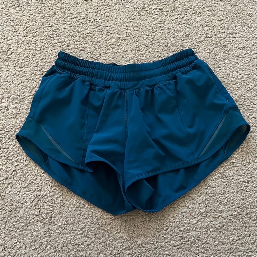 LULULEMON HOTTY HOT SHORT
